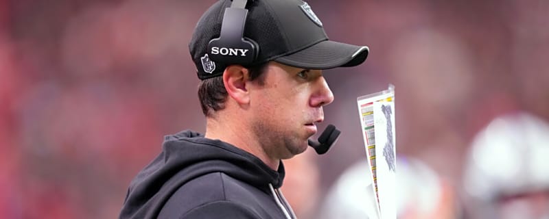 Raiders Announce Big WR Move Before Patriots Showdown