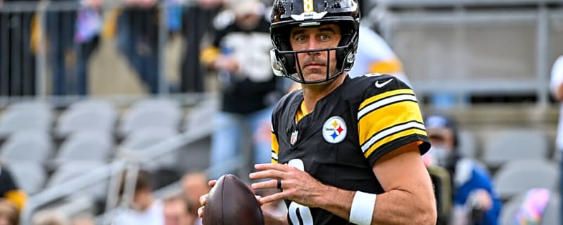 Aaron Rodgers Drops New Clue About Steelers Decision Timing