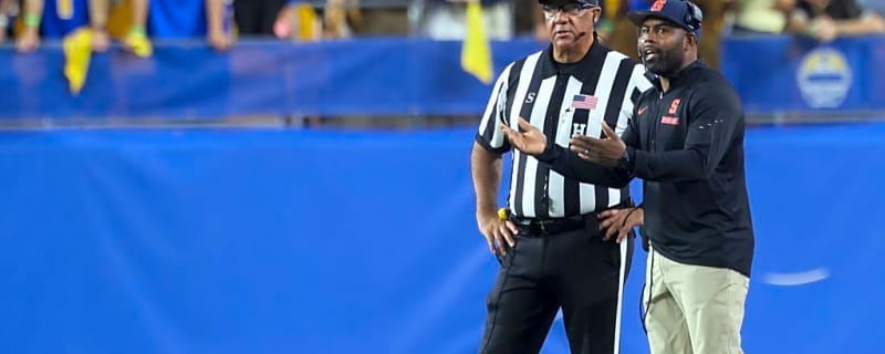 Syracuse Head Coach 'Pump Fakes' Violent Attack On Ref, Who Didn’t Even Flinch During Wild Sideline Moment 