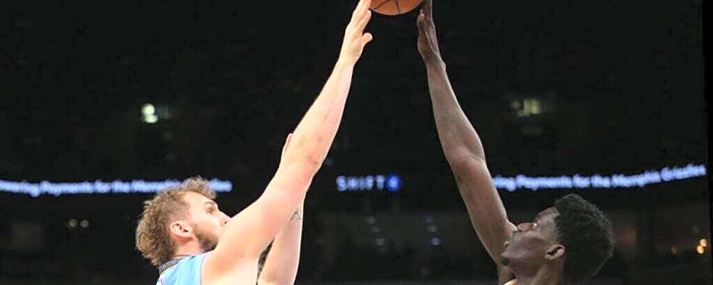 Hawks Acquire Center Depth At Trade Deadline