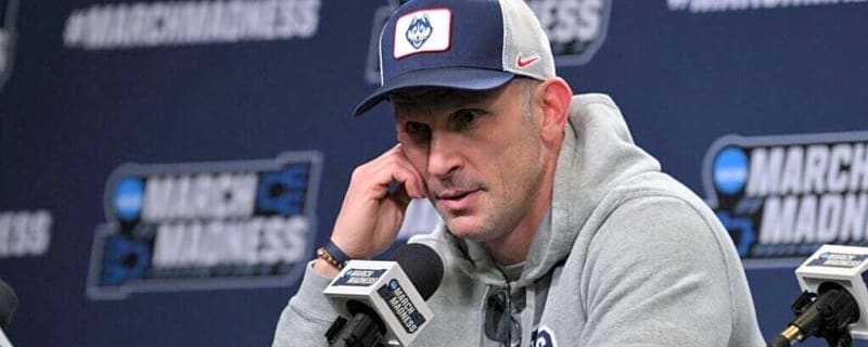 UConn’s Dan Hurley Reveals Stunning Admission in New Book