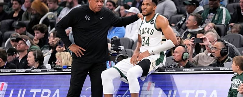 NFL Legend Boldly Compares Giannis Antetokounmpo to an Old 'Car'