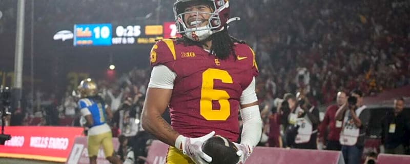 The Miami Dolphins are hosting yet another wide receiver projected to go at the top of the draft on a ’30 visit’