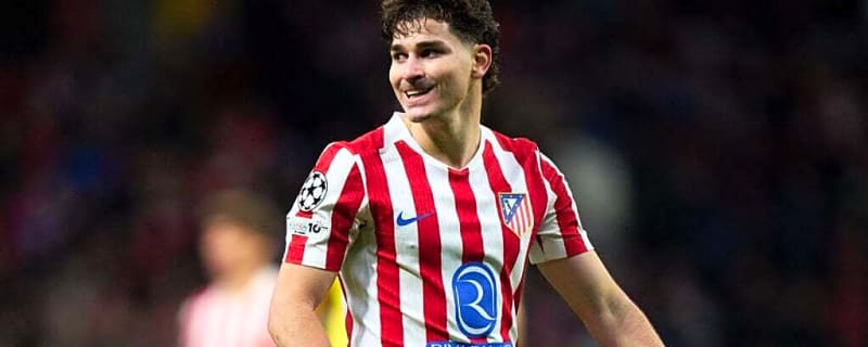 Julian Alvarez receptive to Premier League move after Chelsea contact