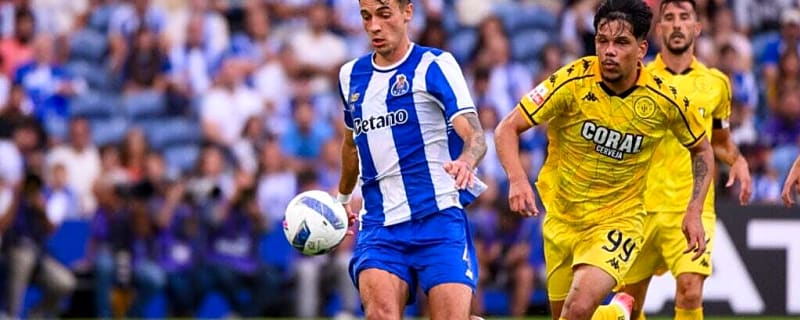 Arsenal loanee Jakub Kiwior assessed by Portuguese outlet after Porto debut