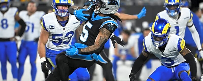 Panthers Free Agent Earns Surprising Spot on PFF Rankings