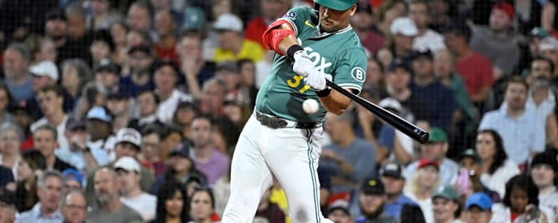 Nathaniel Lowe’s Role on the Cincinnati Reds