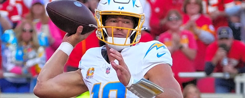 Eagles Named in Stunning Justin Herbert Trade Rumors