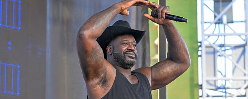 Shaquille O’Neal Sends Blunt Message to 76ers, LeBron James