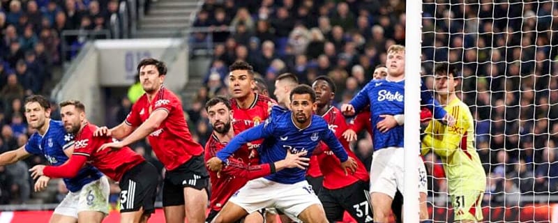 Mark Clattenburg urges ‘strong punishment’ over Everton behaviour after Man Utd’s 1-0 win