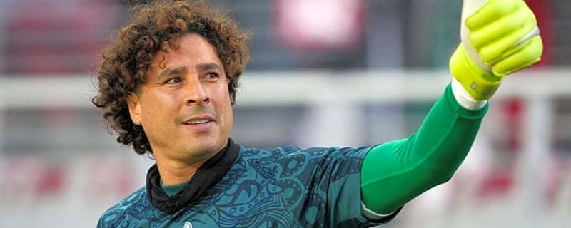 Guillermo Ochoa’s World Cup streak receives major boost after one Mexico player’s injury