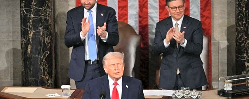 Donald Trump announces massive honor for Connor Hellebuyck amid women’s hockey team controversy