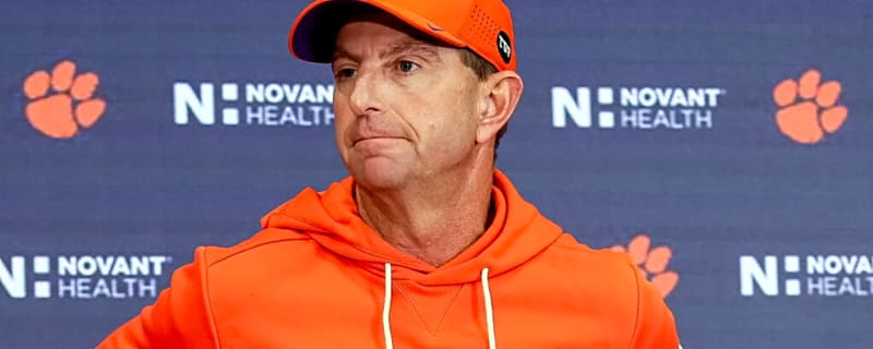 Clemson Has a Serious Quarterback Problem as Offensive Struggles Continue