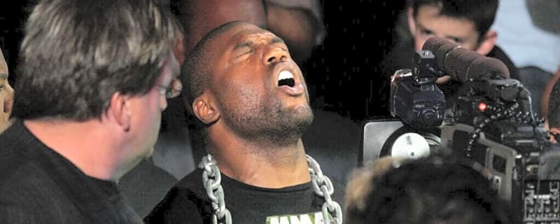 Khabib Nurmagomedov responds after being accused of blocking former UFC champion on social media