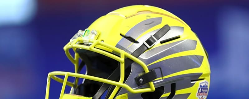 Former Oregon Ducks Standout Gets Terminated by NFL Team