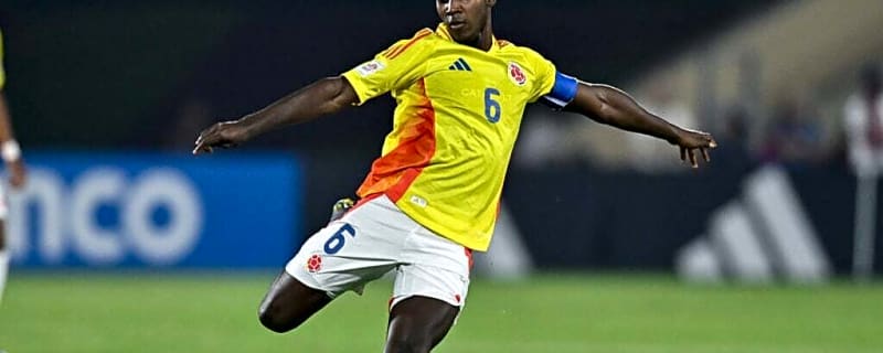 Teen Man Utd signing Cristian Orozco takes first step with Fortaleza senior debut at 17