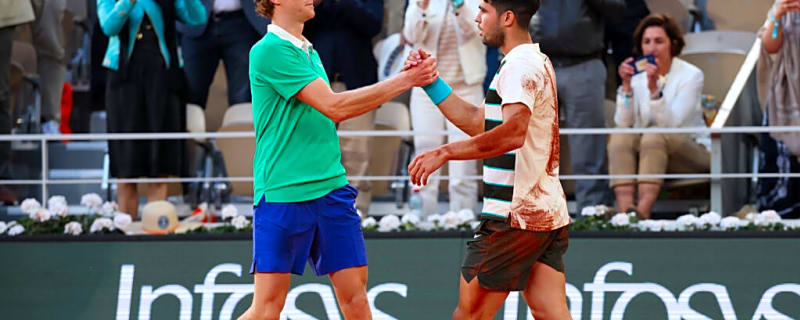 Roger Federer’s former coach reveals who he thinks is ahead in the Alcaraz-Sinner rivalry