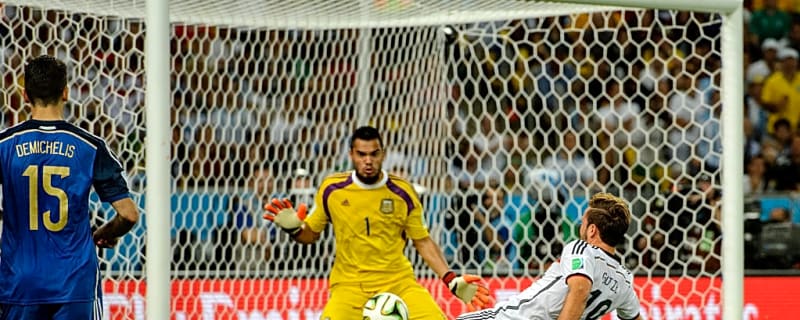 Sergio Romero joins new club after leaving Boca Juniors