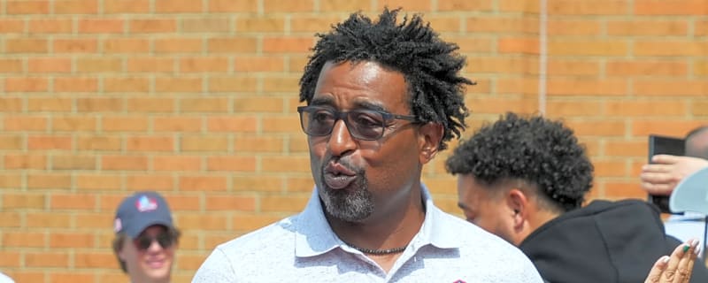 Cris Carter seems to have strong favorite for Vikings' QB competition