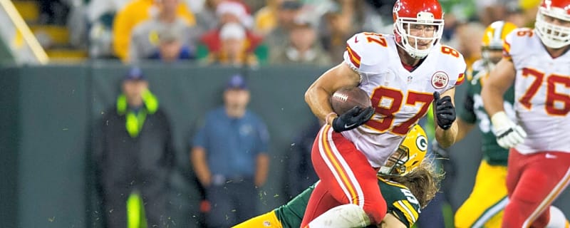 Travis Kelce shares hilarious story about Clay Matthews that perfectly captures his unforgettable welcome to the NFL moment