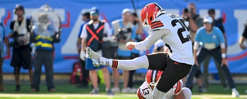 4 Overreactions to Titans' Loss to Browns in Week 7, Including Joshua Williams' Costly Flag