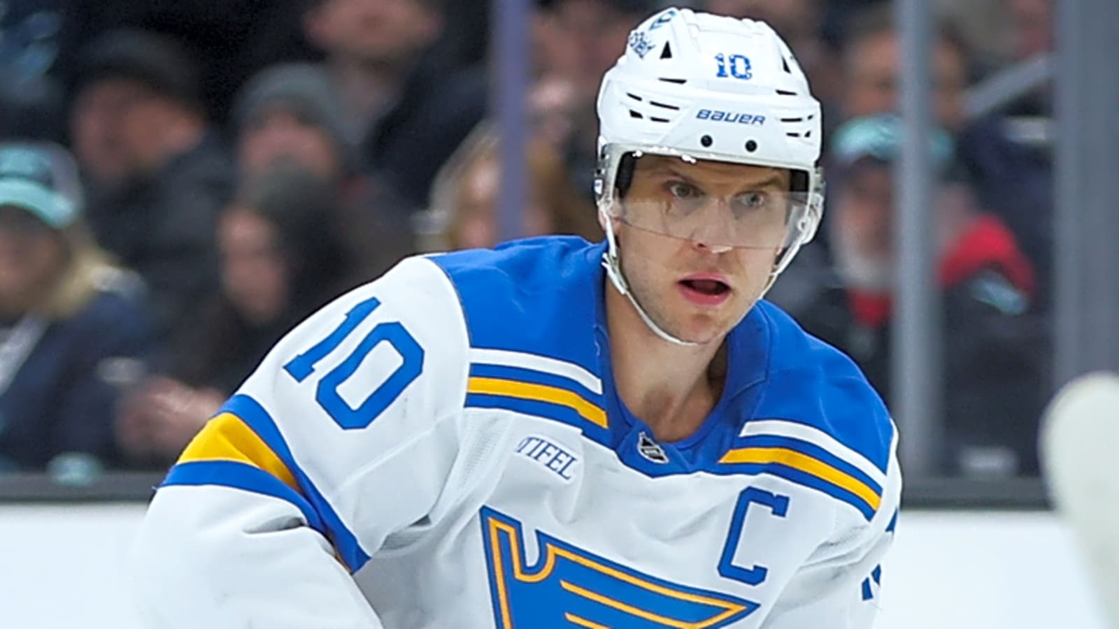 Blues sending captain Brayden Schenn to Islanders in major trade