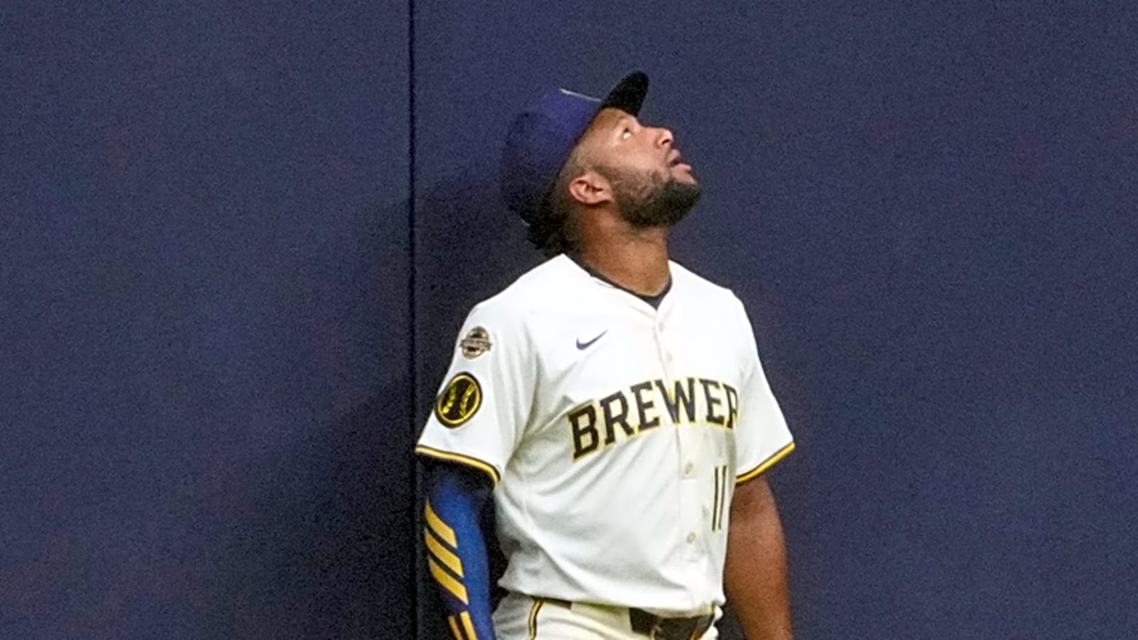 Brewers’ streak snapped as hot bats go quiet late against Pirates