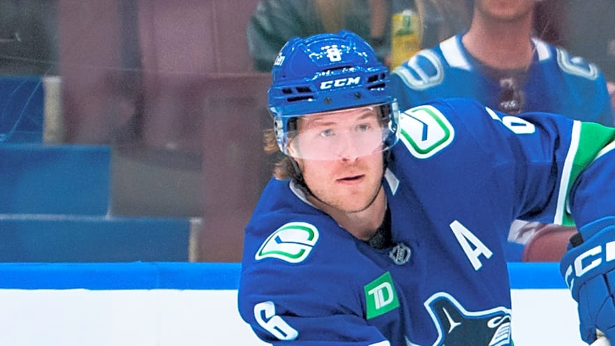 Ducks interested in Tavares, Boeser as Marner backup