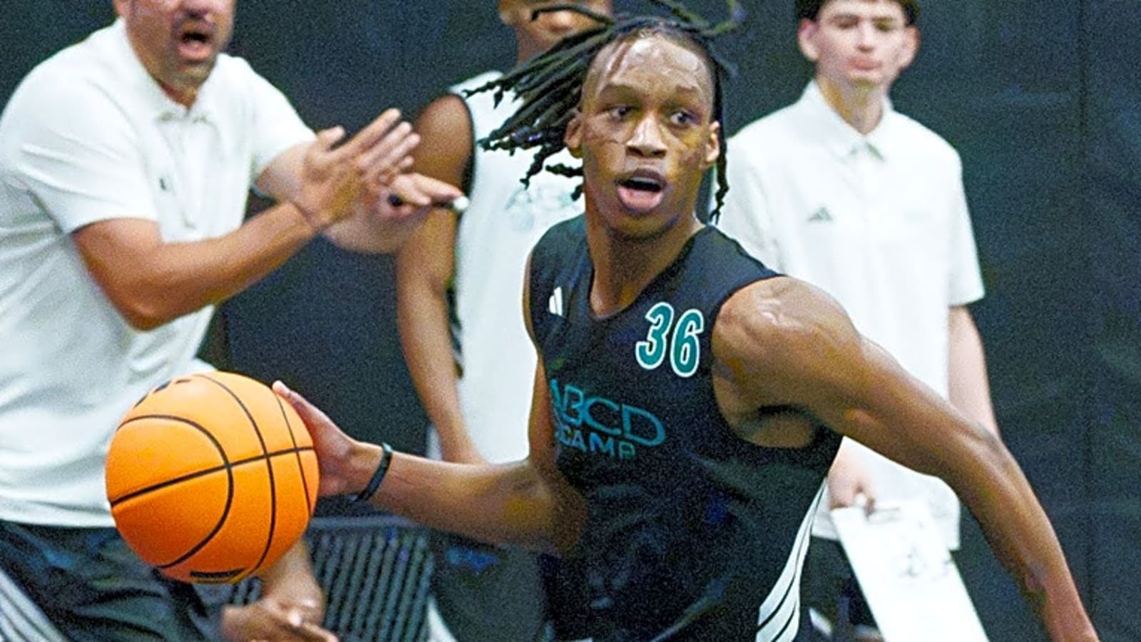 Will Wade, LSU get massive recruiting win over John Calipari, others