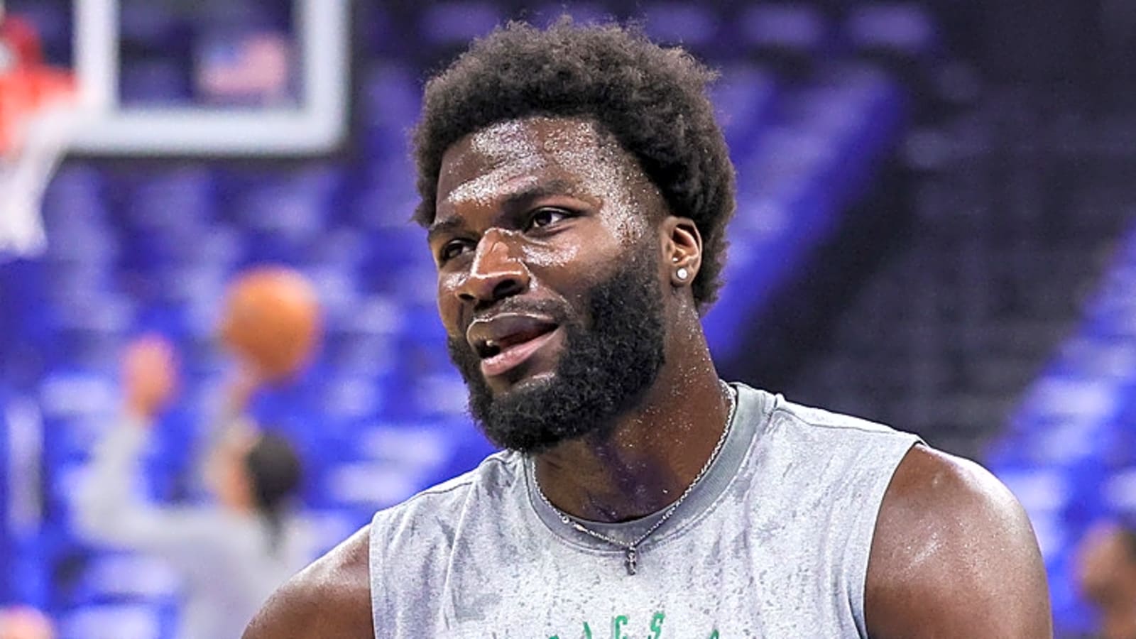 Celtics new starting center shows glimpse of what's to come