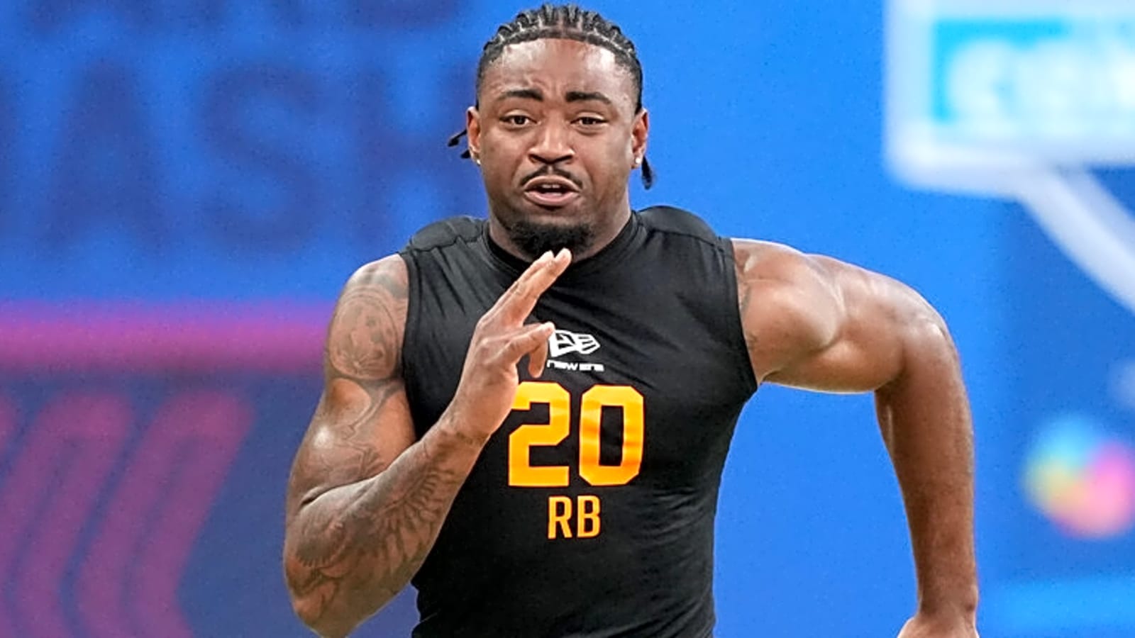 Arkansas RB Mike Washington had unusual reaction to his NFL Combine run