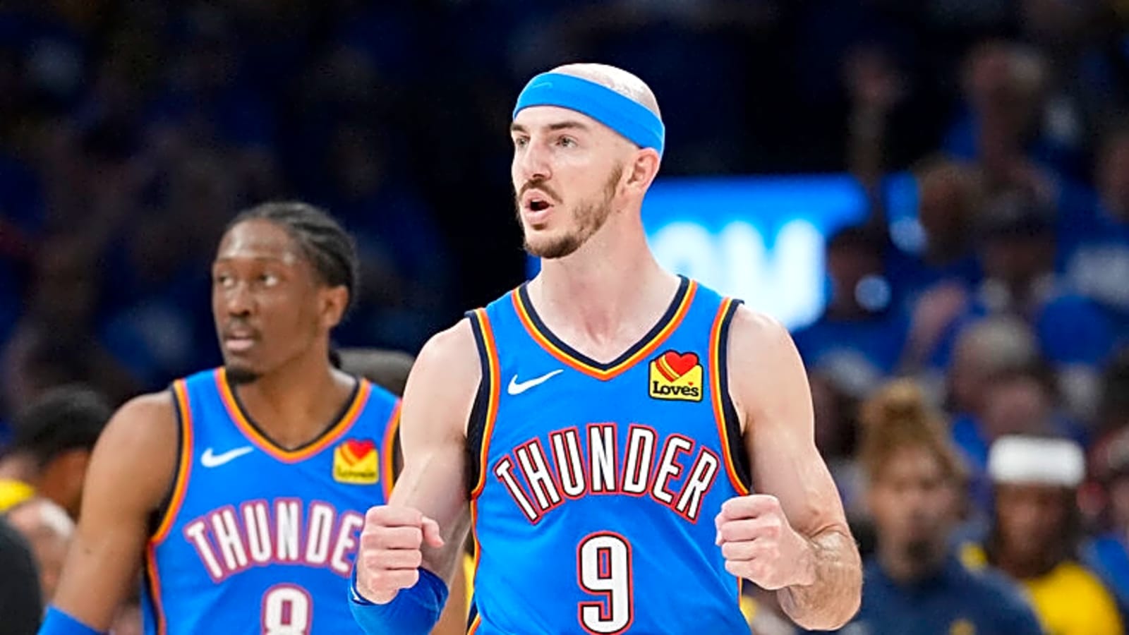 Alex Caruso had to teach Thunder teammates how to spray champagne