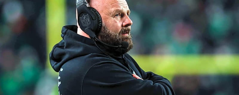 Brian Daboll Loses His Cool After Cam Ward’s Last-Minute Interception Against Giants