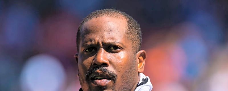 Von Miller Makes Wild Offer to Cowboys Star Over Jersey Number