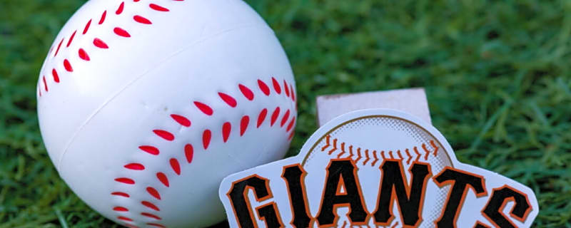 Giants Coach Justifies His Reason Behind Standing Up Against MLB Umpire