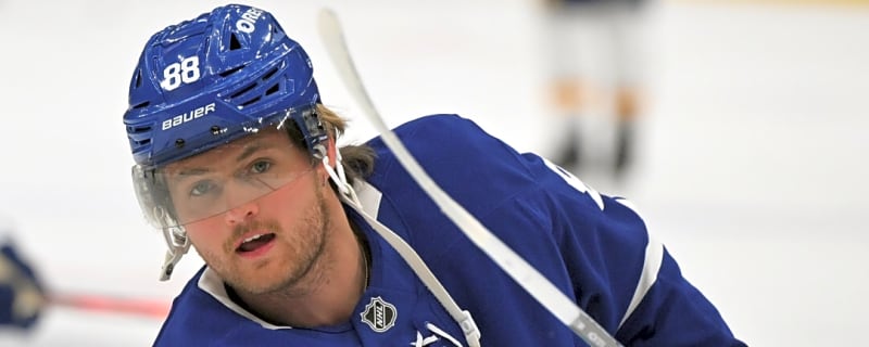 Maple Leafs' Craig Berube addresses William Nylander's injury