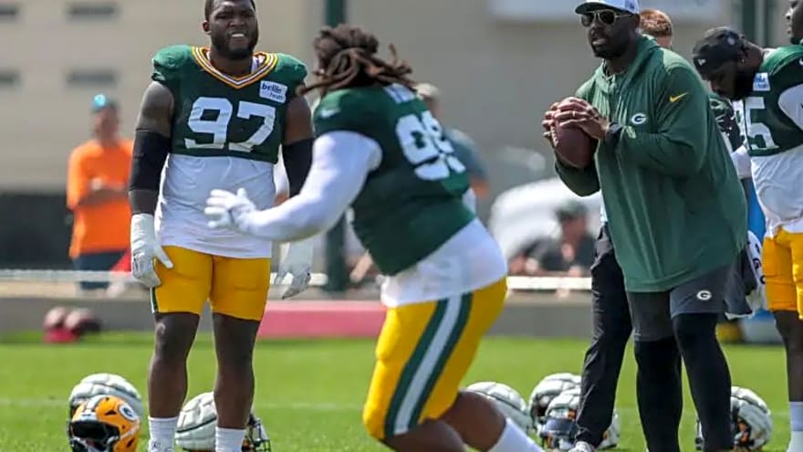 Former Packers 7th-rounder finds way back after two seasons with division rival
