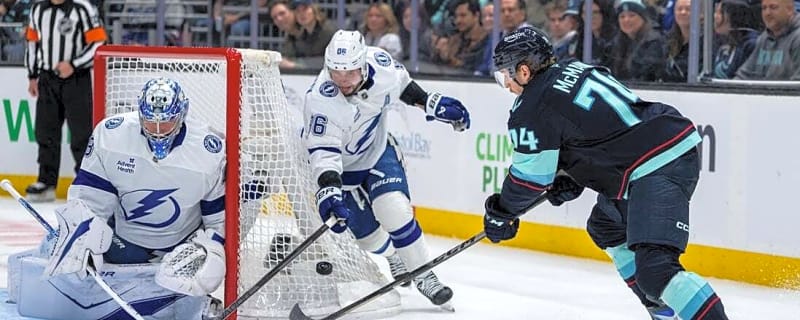 Nikita Kucherov's 5-point hat trick powers Lightning past Kraken