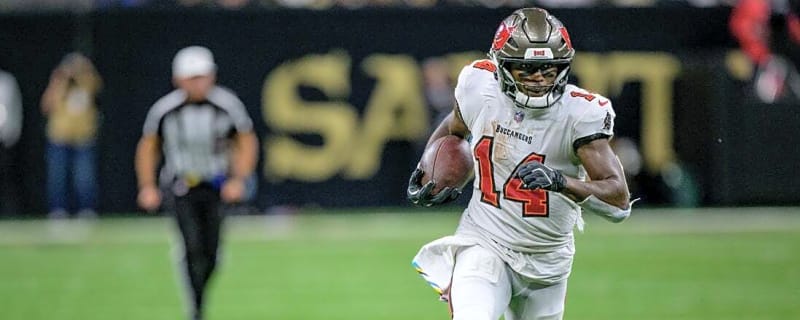Report: Bucs WR Chris Godwin targeting return by Week 5
