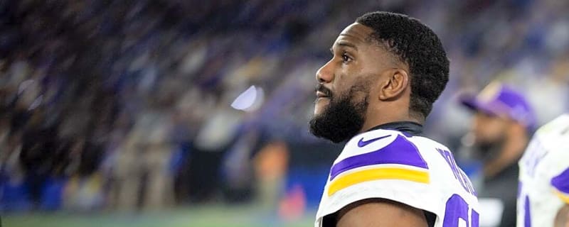 Commanders sign Fabian Moreau, put Ahkello Witherspoon on retired list