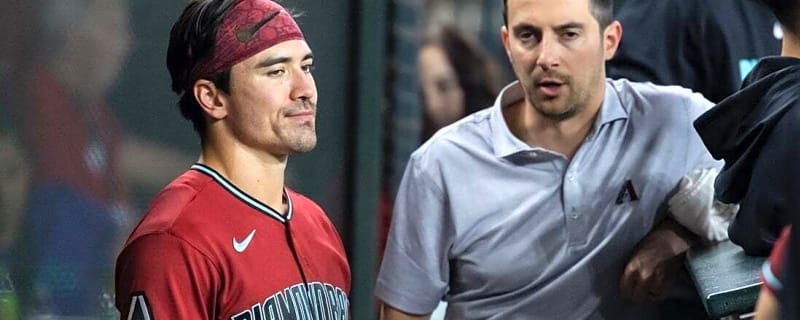 Diamondbacks OF Corbin Carroll (back) avoids scare after early exit