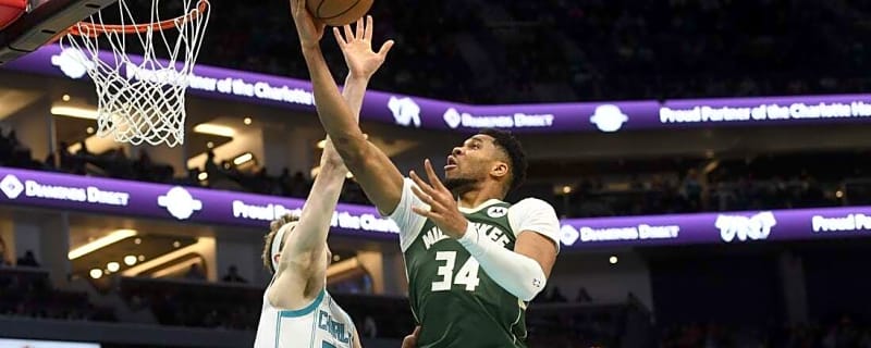 Rolling with Giannis back, Bucks welcome Wizards