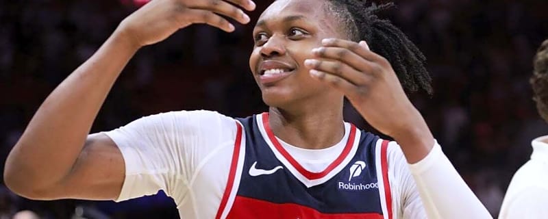 Bub Carrington beats the buzzer, Wizards top Heat to finish season