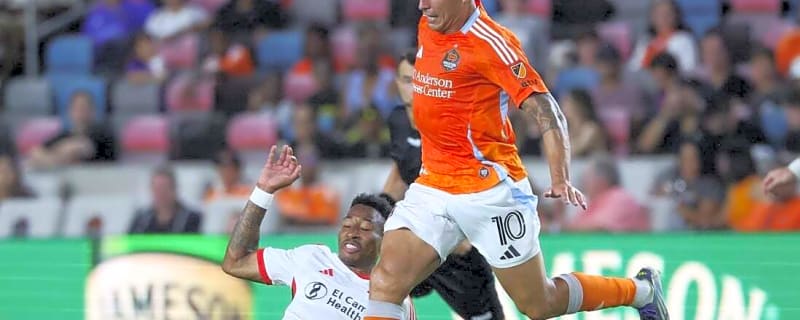 Dynamo try to keep fading playoff hopes alive at St. Louis City