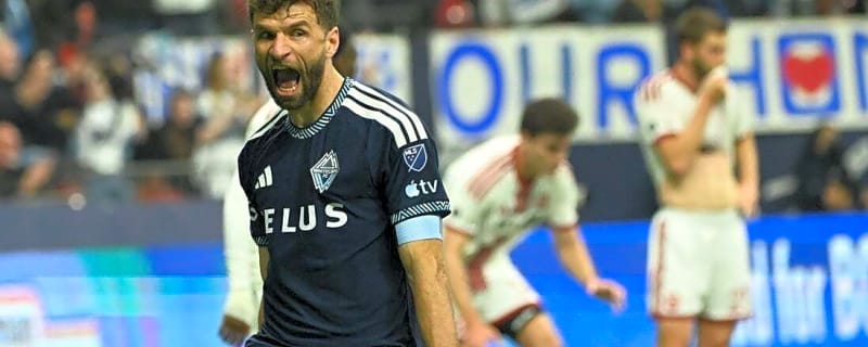 Thomas Muller's first-half brace leads Vancouver to rout of Toronto