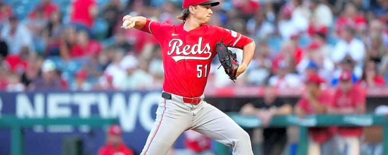 Brady Singer, Reds down Angels, cut wild-card deficit