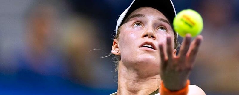 Elena Rybakina trounces Iga Swiatek to reach Australian Open semis