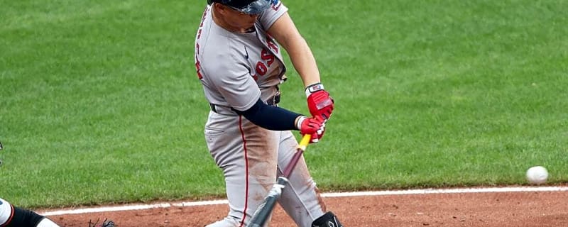 Rob Refsnyder homers in return, Red Sox finish 4-game sweep of O&#39;s