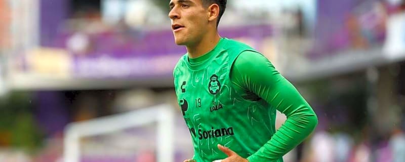 Sporting KC acquire Mexican F Santiago Munoz