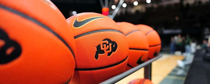 UC Davis hangs around late, but Colorado remains unbeaten